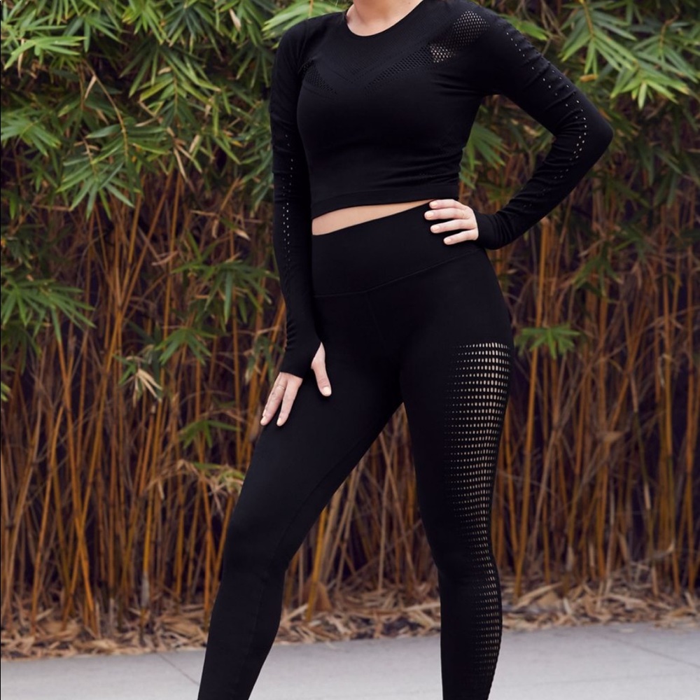 Fabletics sculpt knit dot leggings and crop top